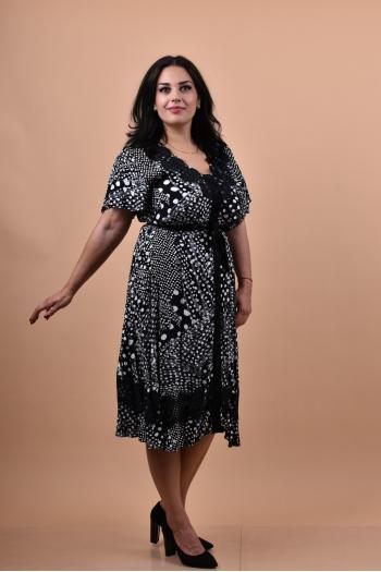 Елегантна макси рокля с копчета и връзки /размери 52,54,56/ Модел: 1535