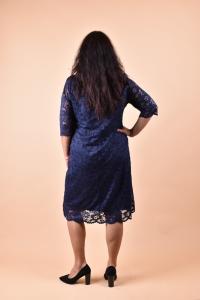 Макси дантелена рокля в тъмно син цвят /размери 4XL,5XL,6XL/ Модел:1787