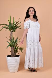 Дълга макси рокля с дантела в бял цвят /Универсален размер/Модел:2216